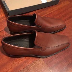 NEW! Men’s Ecco Slip-on Loafer, 9.5- 10 (EU 43)